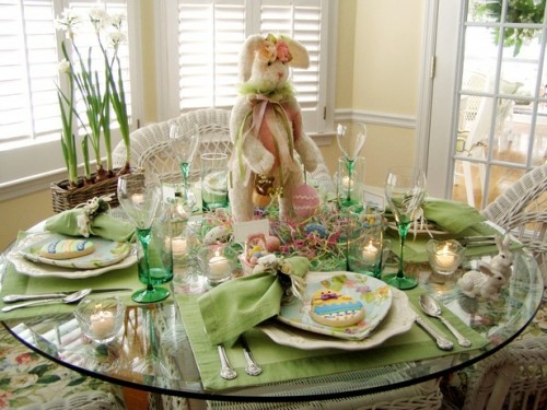 Easter bunny table