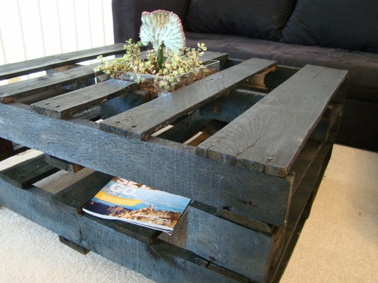 wooden table pallet diy idea floor mats white deco flowers