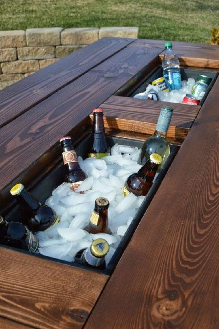 ice compartment table