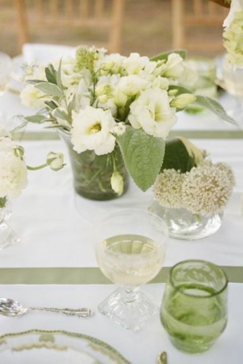 deco table interesting flowers