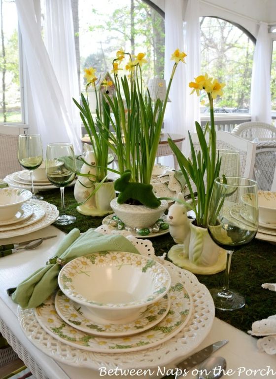 porcelain flowers deco table