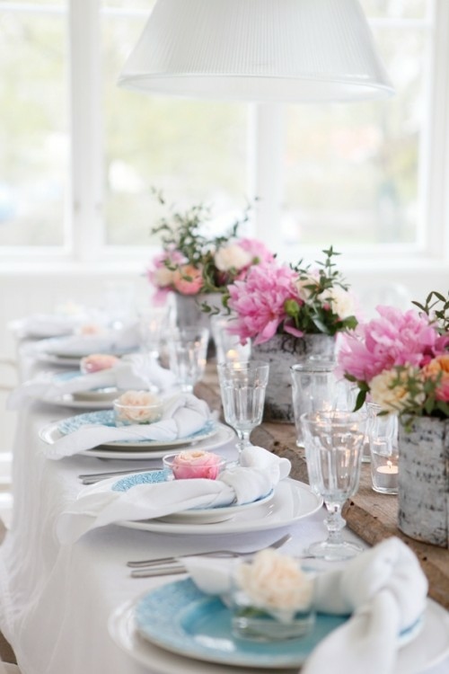 pink deco table