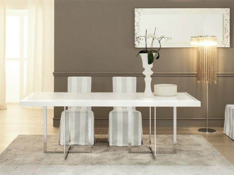 white elegant table Valmori