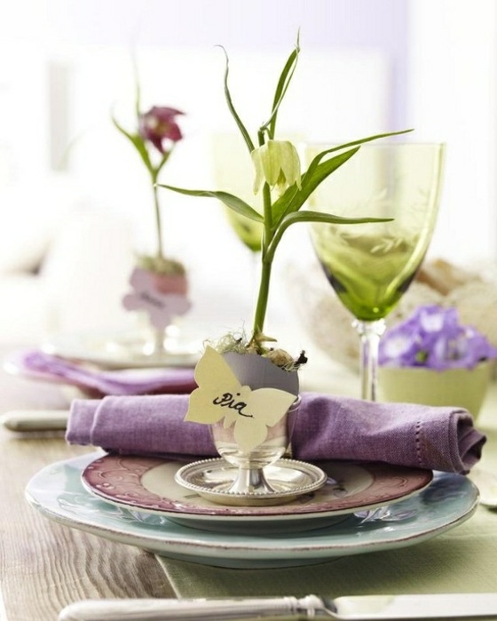 elegant purple flower table