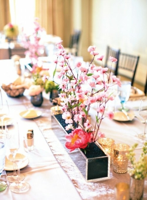 interesting wedding decoration table