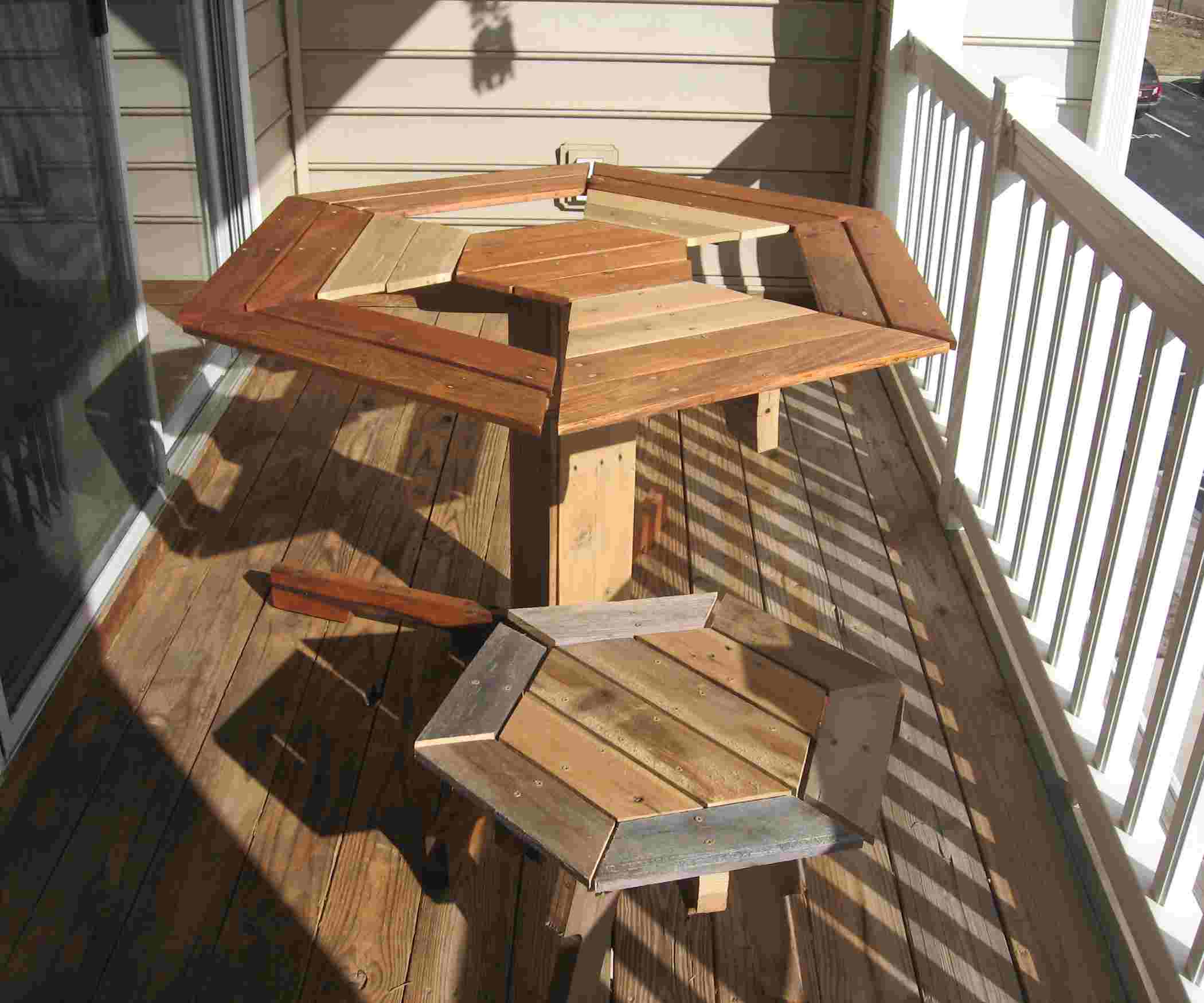 wooden pallet idea terrace table