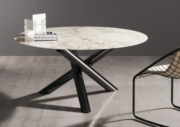 Minotti chromed metal round table