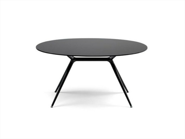 Lacquered round table Scab design