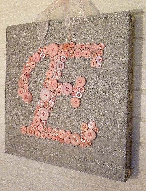 table baby room deco-canvas-initial-buttons