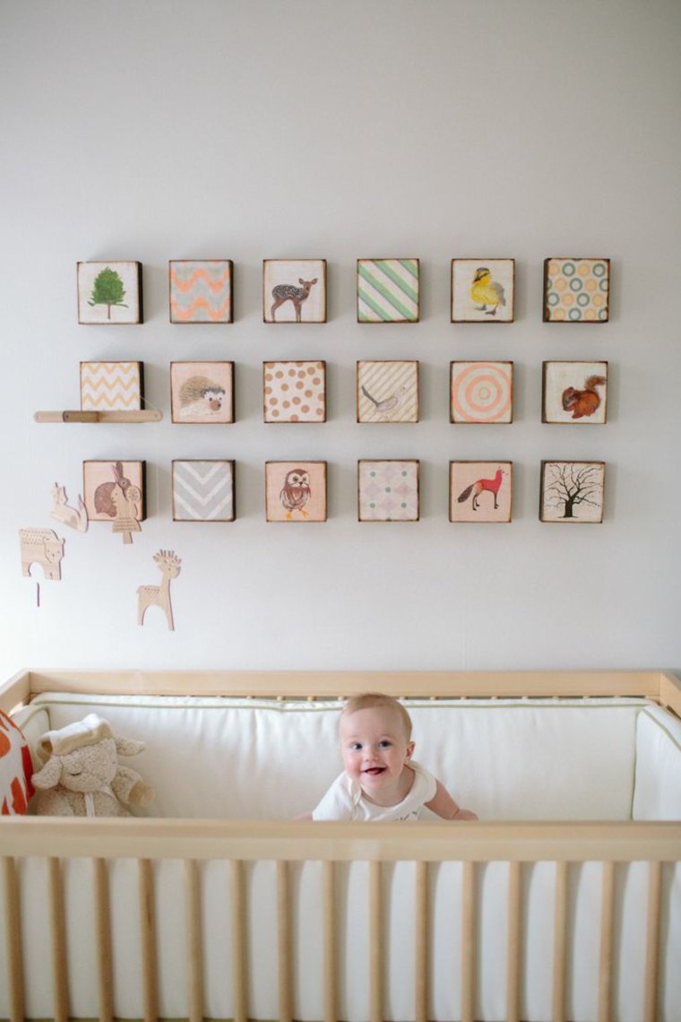 table baby room deco canvases