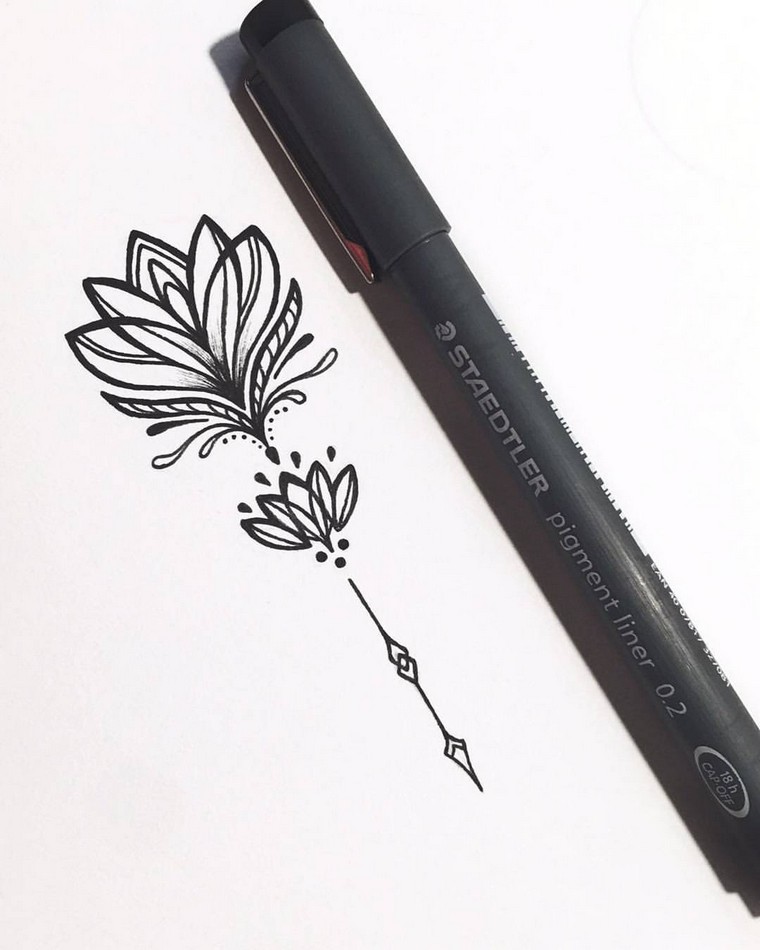 tattoo-forearm-woman lotus
