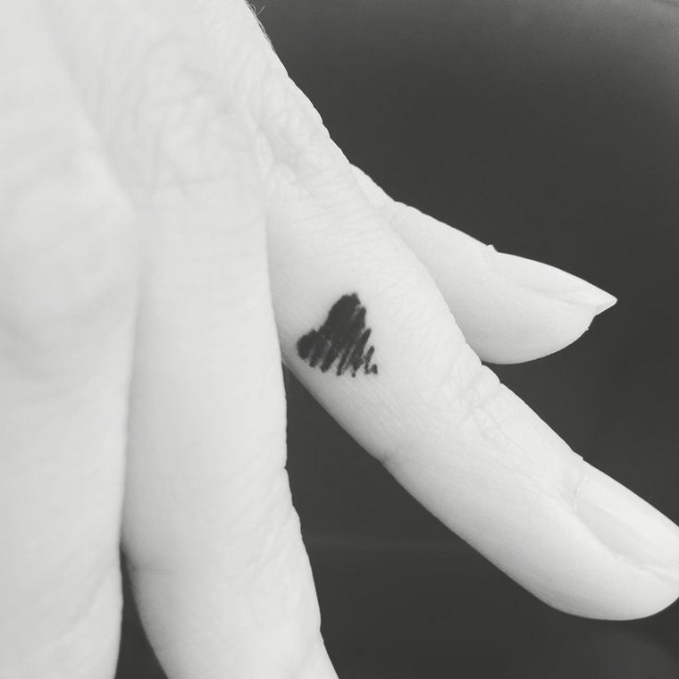 tattoo heart small tattoo finger