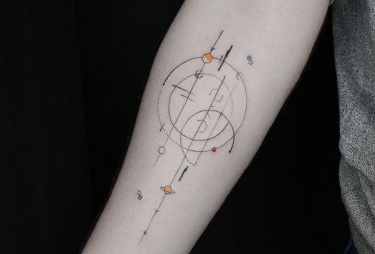 tattoo-geometric-woman original
