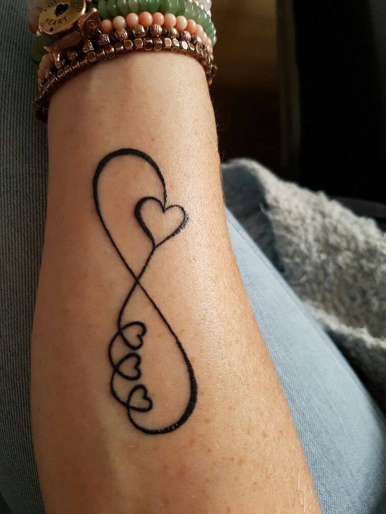 infinity tattoo woman-heart-wrist