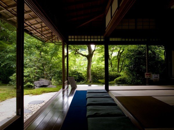 Ruriko temple buried in nature