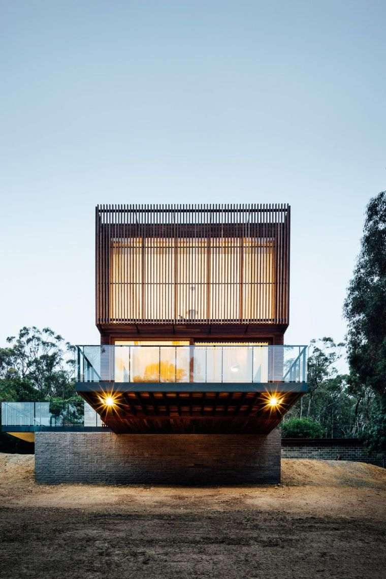 terrace-concrete-glass-facade-house-wood