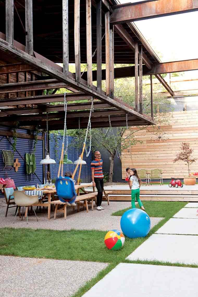 contemporary terrace table-bois-pic-nic-outdoor-playground