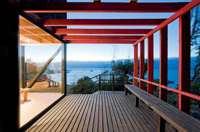 terrace-hanging-wood-cabin-hermanos-wmr-arquitectos