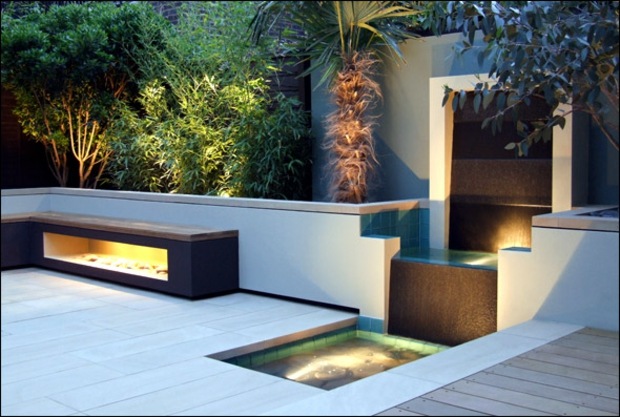 ultra-modern terrace with underwater lighting'eau