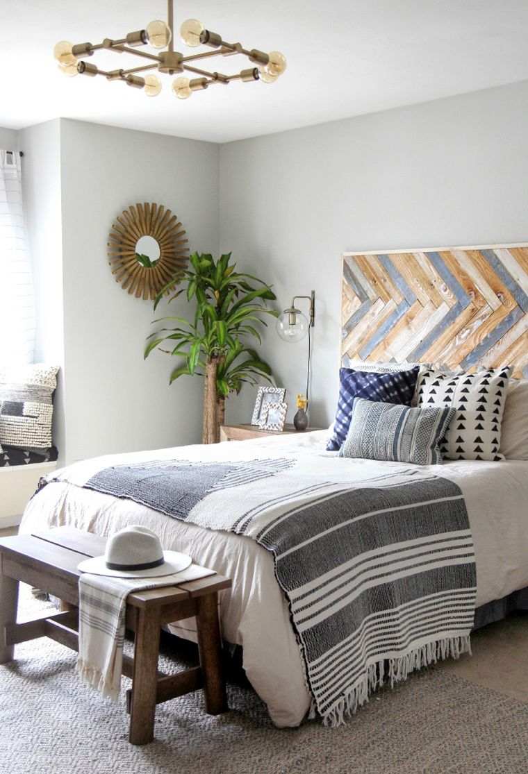 head-of-bed-no-price-tutorial-wood-pattern-chevron