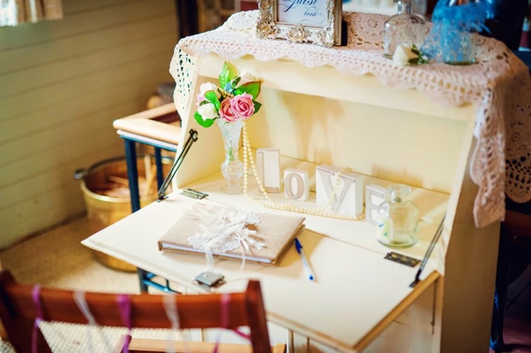 theme retro wedding decoration