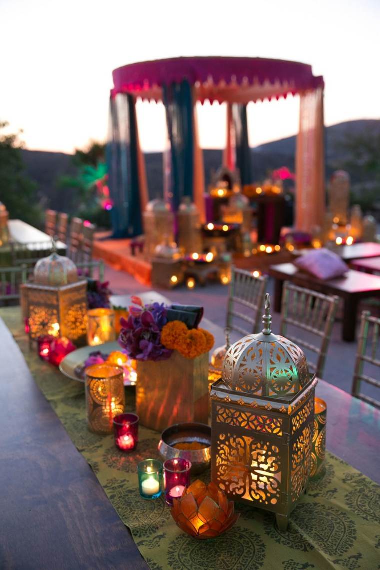 theme-marriage-Moroccan-laterne-Moroccan-a-ask-candleholders