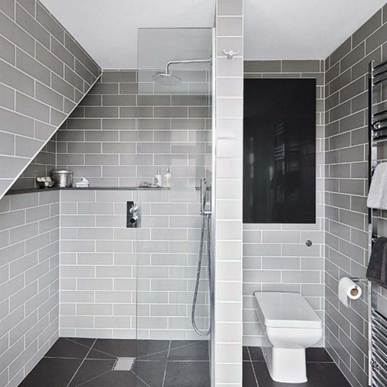 idea toilet gray tiling