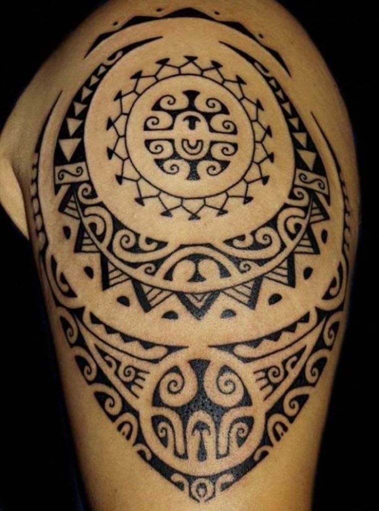 tribal-tattoo-hawaii-arm-shoulder-man