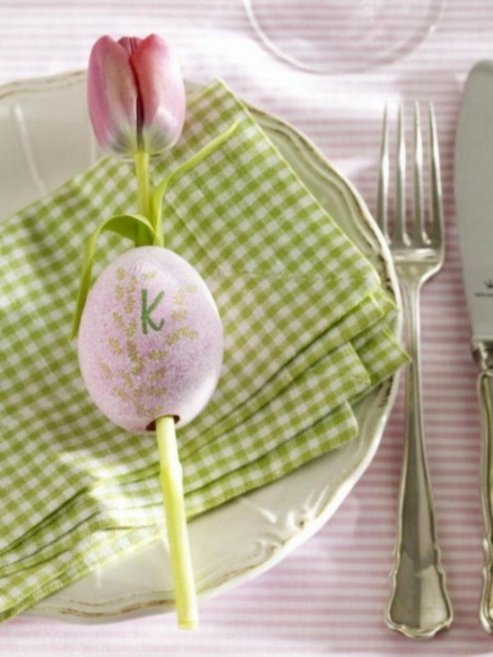 lyserød tulipan æg deco bord