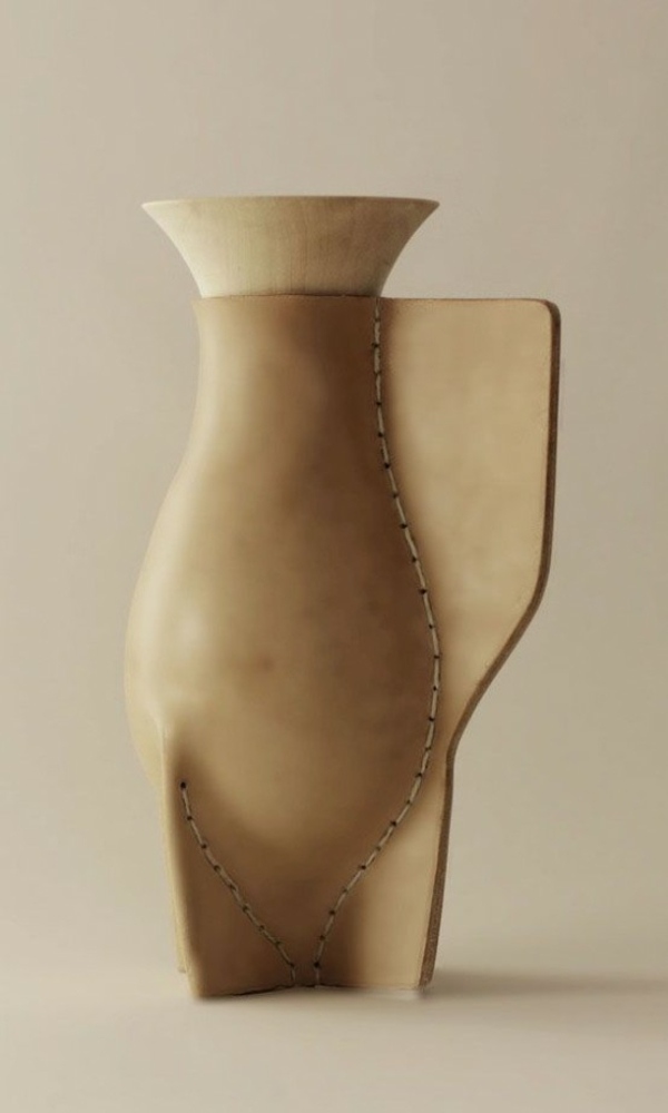 deco vase design leather