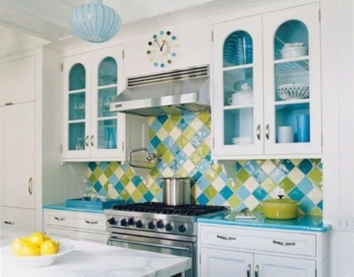 green-blue-bench-Pette-tiles-for-food