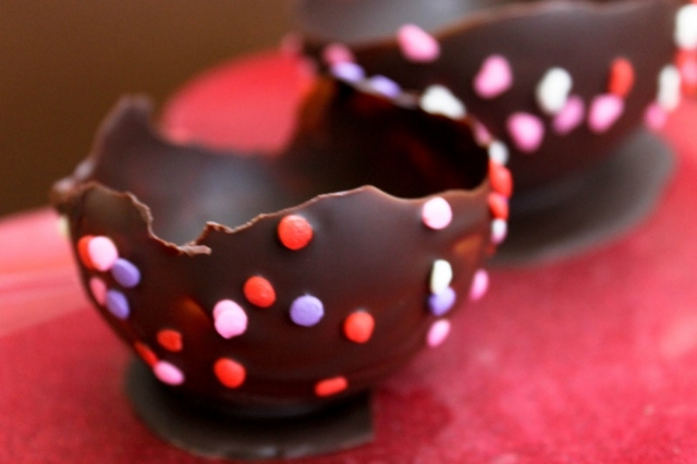 view cups chocolate decoration easter