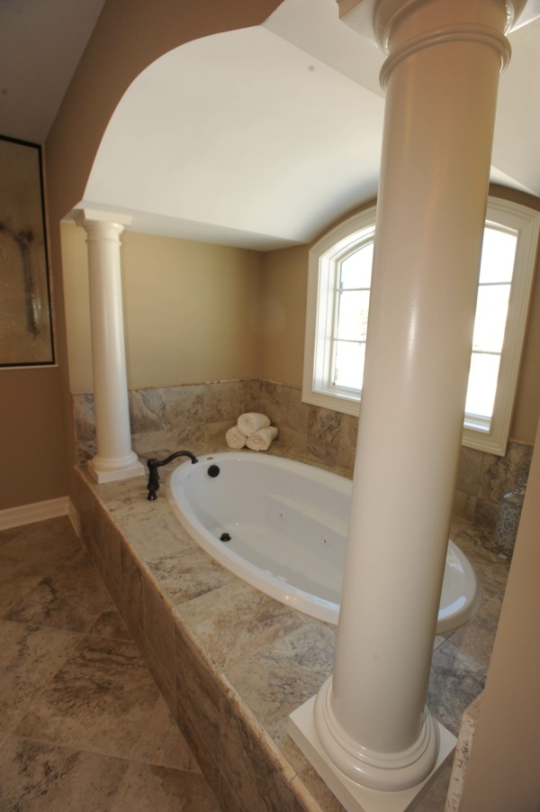 zoom bathtub chic roman style marble floor